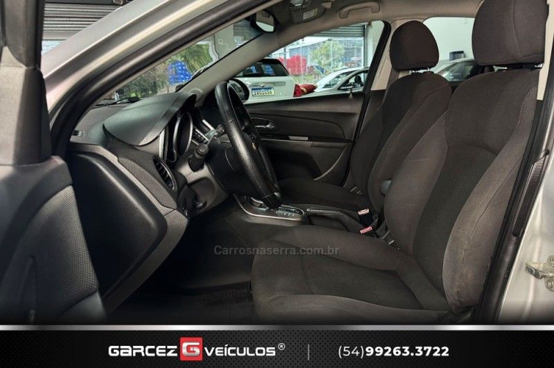 CHEVROLET CRUZE 1.8 LT 16V 2014/2014 GARCEZ VEÍCULOS BENTO GONÇALVES / Carros no Vale CHEVROLET CRUZE 1.8 LT 16V 2014/2014 GARCEZ VEÍCULOS BENTO GONÇALVES / Carros no Vale