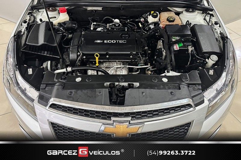 CHEVROLET CRUZE 1.8 LT 16V 2014/2014 GARCEZ VEÍCULOS BENTO GONÇALVES / Carros no Vale CHEVROLET CRUZE 1.8 LT 16V 2014/2014 GARCEZ VEÍCULOS BENTO GONÇALVES / Carros no Vale