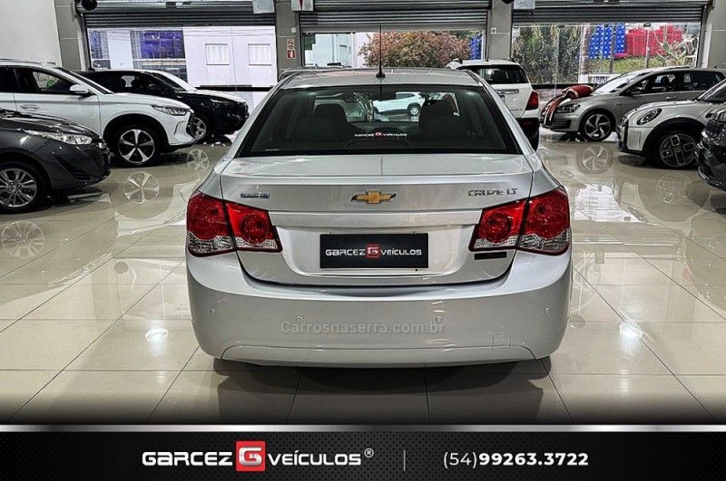 CHEVROLET CRUZE 1.8 LT 16V 2014/2014 GARCEZ VEÍCULOS BENTO GONÇALVES / Carros no Vale CHEVROLET CRUZE 1.8 LT 16V 2014/2014 GARCEZ VEÍCULOS BENTO GONÇALVES / Carros no Vale