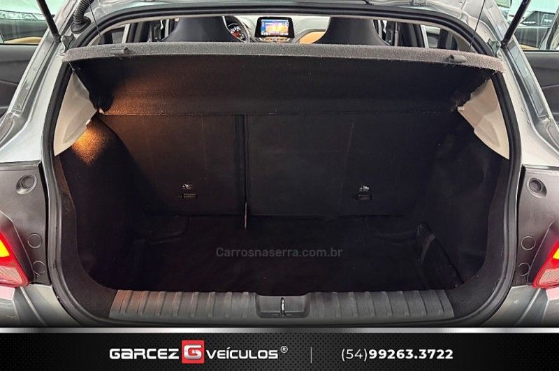 CHEVROLET ONIX 1.0PREMIER II 12V TURBO 2023/2024 GARCEZ VEÍCULOS BENTO GONÇALVES / Carros no Vale CHEVROLET ONIX 1.0PREMIER II 12V TURBO 2023/2024 GARCEZ VEÍCULOS BENTO GONÇALVES / Carros no Vale