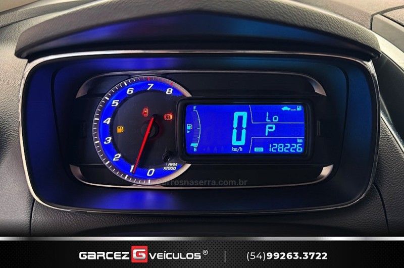 CHEVROLET TRACKER 1.8 MPFI LTZ 4X2 16V 2013/2014 GARCEZ VEÍCULOS BENTO GONÇALVES / Carros no Vale