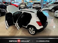 CHEVROLET TRACKER 1.8 MPFI LTZ 4X2 16V 2013/2014 GARCEZ VEÍCULOS BENTO GONÇALVES / Carros no Vale