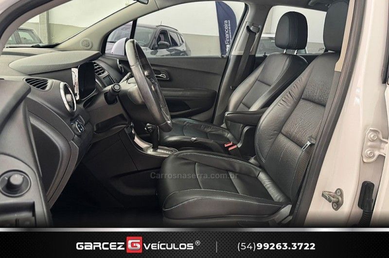 CHEVROLET TRACKER 1.8 MPFI LTZ 4X2 16V 2013/2014 GARCEZ VEÍCULOS BENTO GONÇALVES / Carros no Vale
