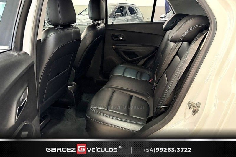 CHEVROLET TRACKER 1.8 MPFI LTZ 4X2 16V 2013/2014 GARCEZ VEÍCULOS BENTO GONÇALVES / Carros no Vale