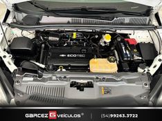 CHEVROLET TRACKER 1.8 MPFI LTZ 4X2 16V 2013/2014 GARCEZ VEÍCULOS BENTO GONÇALVES / Carros no Vale