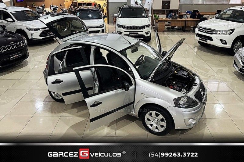 CITROËN C3 1.4 I GLX 8V 2011/2012 GARCEZ VEÍCULOS BENTO GONÇALVES / Carros no Vale CITROËN C3 1.4 I GLX 8V 2011/2012 GARCEZ VEÍCULOS BENTO GONÇALVES / Carros no Vale
