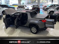 FIAT TORO 1.8 16V EVO FREEDOM 2017/2018 GARCEZ VEÍCULOS BENTO GONÇALVES / Carros no Vale