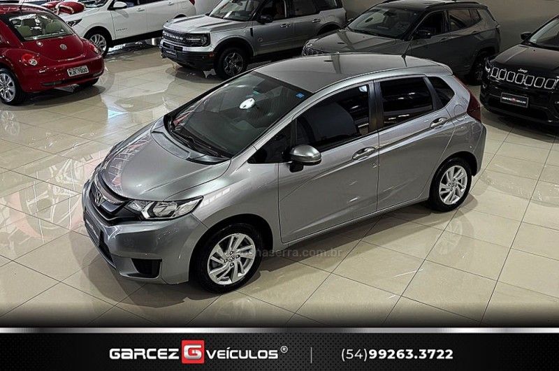 HONDA FIT 1.5 LX 16V 2014/2015 GARCEZ VEÍCULOS BENTO GONÇALVES / Carros no Vale