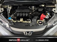 HONDA FIT 1.5 LX 16V 2014/2015 GARCEZ VEÍCULOS BENTO GONÇALVES / Carros no Vale