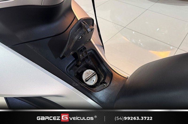 HONDA PCX 150 2018/2018 GARCEZ VEÍCULOS BENTO GONÇALVES / Carros no Vale