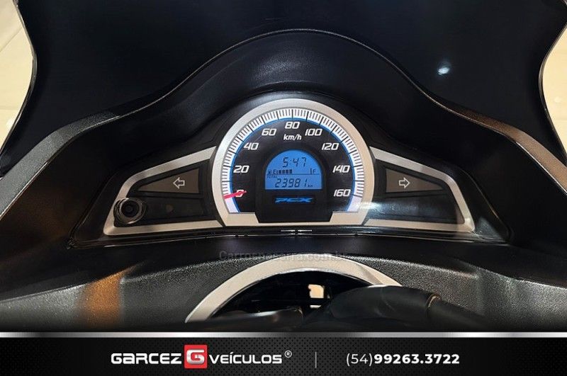 HONDA PCX 150 2018/2018 GARCEZ VEÍCULOS BENTO GONÇALVES / Carros no Vale