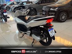 HONDA PCX 150 2018/2018 GARCEZ VEÍCULOS BENTO GONÇALVES / Carros no Vale