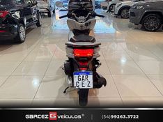 HONDA PCX 150 2018/2018 GARCEZ VEÍCULOS BENTO GONÇALVES / Carros no Vale
