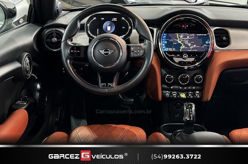 MINI COOPER S E EXCLUSIVE 184CV ELÉTRICO 2022/2023 GARCEZ VEÍCULOS BENTO GONÇALVES / Carros no Vale MINI COOPER S E EXCLUSIVE 184CV ELÉTRICO 2022/2023 GARCEZ VEÍCULOS BENTO GONÇALVES / Carros no Vale