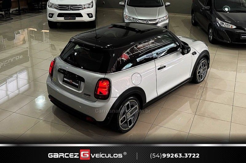 MINI COOPER S E EXCLUSIVE 184CV ELÉTRICO 2022/2023 GARCEZ VEÍCULOS BENTO GONÇALVES / Carros no Vale MINI COOPER S E EXCLUSIVE 184CV ELÉTRICO 2022/2023 GARCEZ VEÍCULOS BENTO GONÇALVES / Carros no Vale