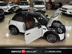 MINI COOPER S E EXCLUSIVE 184CV ELÉTRICO 2022/2023 GARCEZ VEÍCULOS BENTO GONÇALVES / Carros no Vale