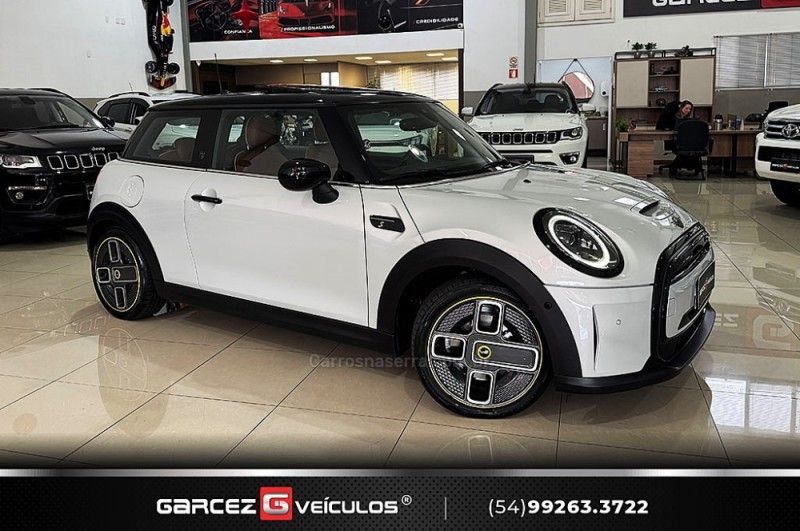 MINI COOPER S E EXCLUSIVE 184CV ELÉTRICO 2022/2023 GARCEZ VEÍCULOS BENTO GONÇALVES / Carros no Vale MINI COOPER S E EXCLUSIVE 184CV ELÉTRICO 2022/2023 GARCEZ VEÍCULOS BENTO GONÇALVES / Carros no Vale