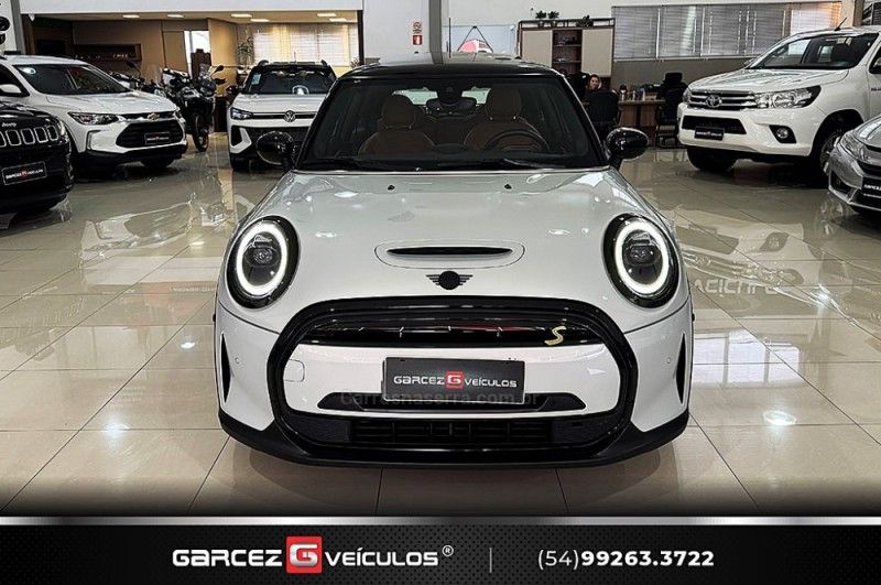 MINI COOPER S E EXCLUSIVE 184CV ELÉTRICO 2022/2023 GARCEZ VEÍCULOS BENTO GONÇALVES / Carros no Vale MINI COOPER S E EXCLUSIVE 184CV ELÉTRICO 2022/2023 GARCEZ VEÍCULOS BENTO GONÇALVES / Carros no Vale