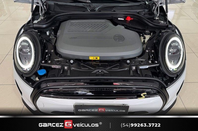 MINI COOPER S E EXCLUSIVE 184CV ELÉTRICO 2022/2023 GARCEZ VEÍCULOS BENTO GONÇALVES / Carros no Vale MINI COOPER S E EXCLUSIVE 184CV ELÉTRICO 2022/2023 GARCEZ VEÍCULOS BENTO GONÇALVES / Carros no Vale