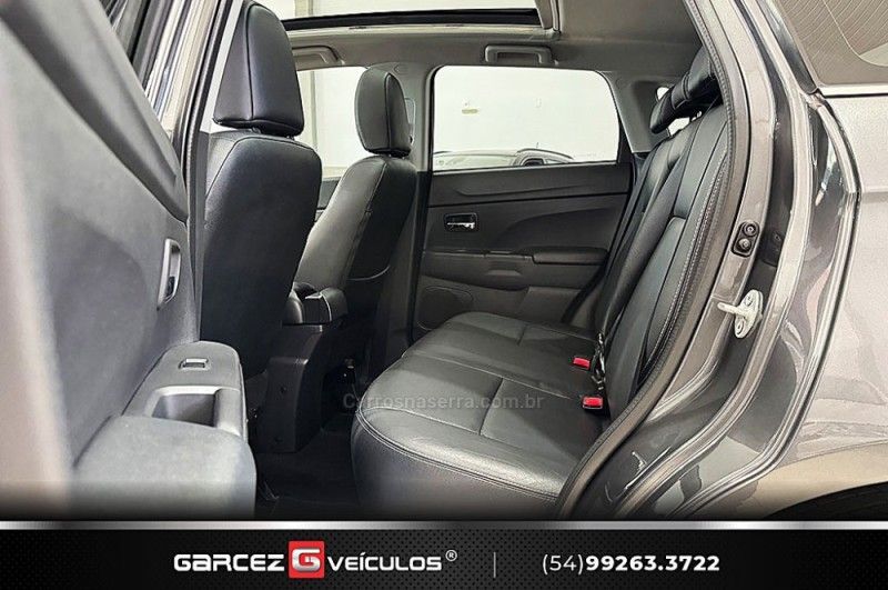 MITSUBISHI ASX 2.0 4X4 TOP 16V 2014/2015 GARCEZ VEÍCULOS BENTO GONÇALVES / Carros no Vale