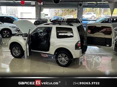 MITSUBISHI PAJERO FULL 3.2 HPE 4X4 16V TURBO INTERCOOLER 2016/2016 GARCEZ VEÍCULOS BENTO GONÇALVES / Carros no Vale