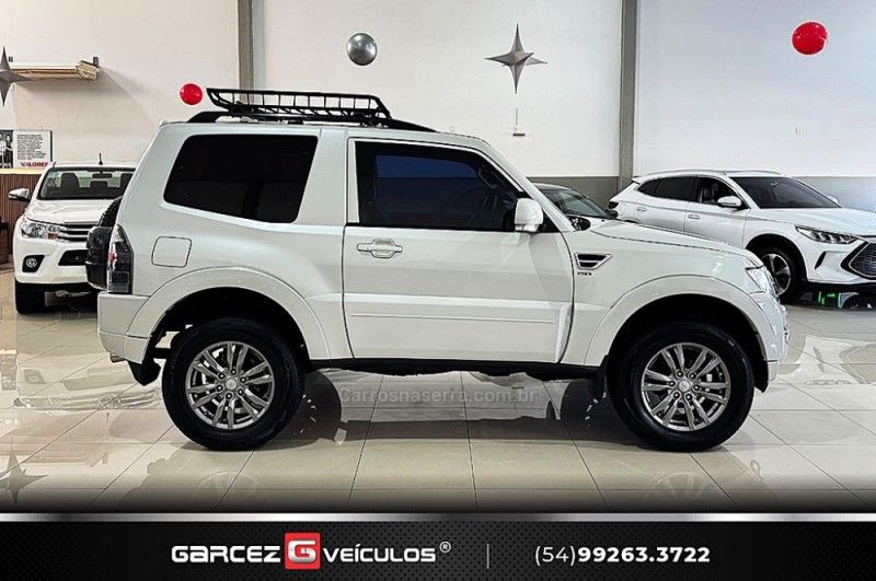 MITSUBISHI PAJERO FULL 3.2 HPE 4X4 16V TURBO INTERCOOLER 2016/2016 GARCEZ VEÍCULOS BENTO GONÇALVES / Carros no Vale MITSUBISHI PAJERO FULL 3.2 HPE 4X4 16V TURBO INTERCOOLER 2016/2016 GARCEZ VEÍCULOS BENTO GONÇALVES / Carros no Vale