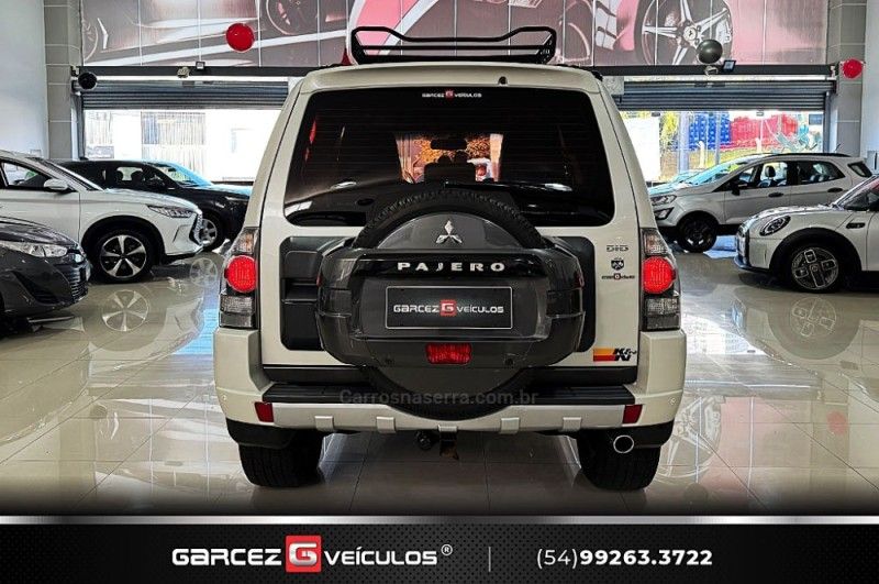 MITSUBISHI PAJERO FULL 3.2 HPE 4X4 16V TURBO INTERCOOLER 2016/2016 GARCEZ VEÍCULOS BENTO GONÇALVES / Carros no Vale MITSUBISHI PAJERO FULL 3.2 HPE 4X4 16V TURBO INTERCOOLER 2016/2016 GARCEZ VEÍCULOS BENTO GONÇALVES / Carros no Vale