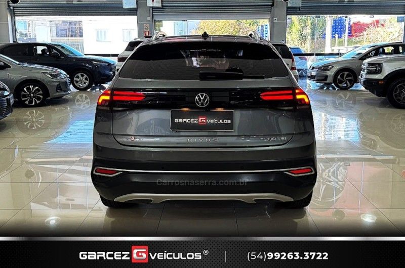 VOLKSWAGEN NIVUS 1.0 TSI HIGHLINE 2023/2023 GARCEZ VEÍCULOS BENTO GONÇALVES / Carros no Vale