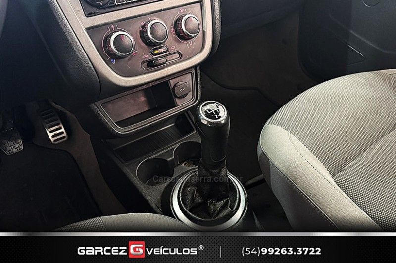 VOLKSWAGEN VOYAGE 1.6 MI COMFORTLINE 8V 2008/2009 GARCEZ VEÍCULOS BENTO GONÇALVES / Carros no Vale VOLKSWAGEN VOYAGE 1.6 MI COMFORTLINE 8V 2008/2009 GARCEZ VEÍCULOS BENTO GONÇALVES / Carros no Vale