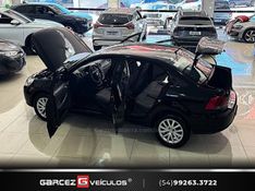 VOLKSWAGEN VOYAGE 1.6 MI COMFORTLINE 8V 2008/2009 GARCEZ VEÍCULOS BENTO GONÇALVES / Carros no Vale
