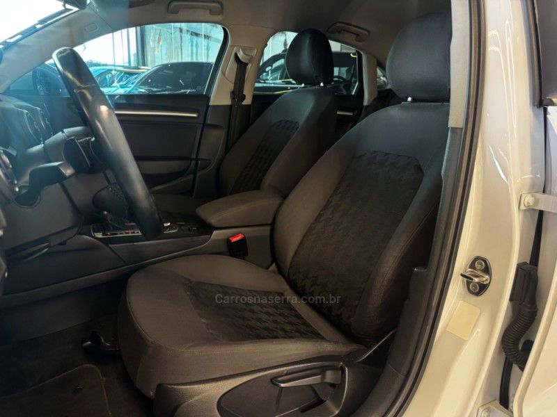 AUDI A3 1.4 TFSI SEDAN ATTRACTION 16V TIPTRONIC 2014/2015 GRIFFCAR MULTIMARCAS DOIS IRMÃOS / Carros no Vale AUDI A3 1.4 TFSI SEDAN ATTRACTION 16V TIPTRONIC 2014/2015 GRIFFCAR MULTIMARCAS DOIS IRMÃOS / Carros no Vale