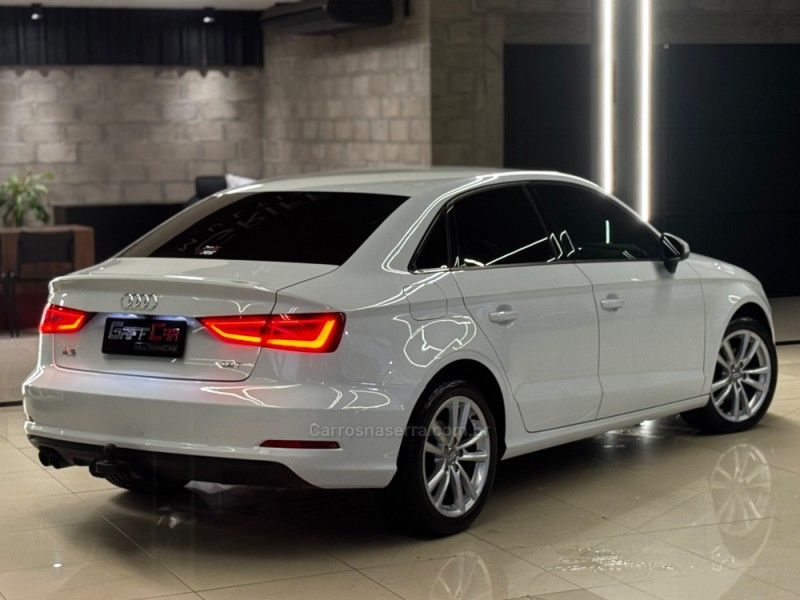AUDI A3 1.4 TFSI SEDAN ATTRACTION 16V TIPTRONIC 2014/2015 GRIFFCAR MULTIMARCAS DOIS IRMÃOS / Carros no Vale AUDI A3 1.4 TFSI SEDAN ATTRACTION 16V TIPTRONIC 2014/2015 GRIFFCAR MULTIMARCAS DOIS IRMÃOS / Carros no Vale