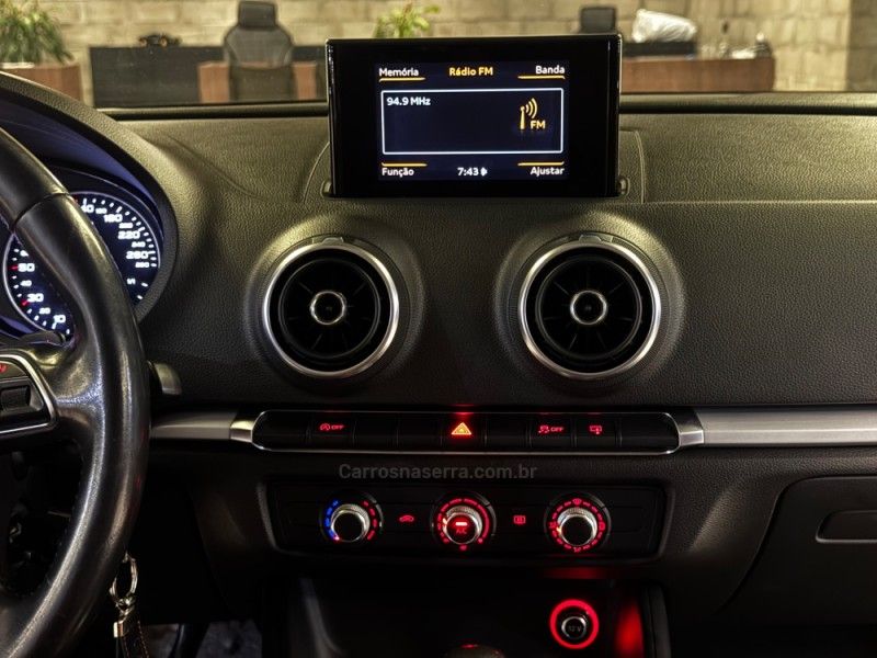 AUDI A3 1.4 TFSI SEDAN ATTRACTION 16V TIPTRONIC 2014/2015 GRIFFCAR MULTIMARCAS DOIS IRMÃOS / Carros no Vale AUDI A3 1.4 TFSI SEDAN ATTRACTION 16V TIPTRONIC 2014/2015 GRIFFCAR MULTIMARCAS DOIS IRMÃOS / Carros no Vale