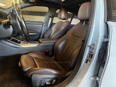 BMW 320I 2.0 M SPORT 16V TURBO ACTIVEFLEX 2023/2024 GRIFFCAR MULTIMARCAS DOIS IRMÃOS / Carros no Vale