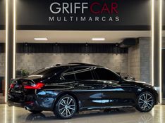 BMW 320I 2.0 M SPORT GP 16V TURBO ACTIVE 2023/2024 GRIFFCAR MULTIMARCAS DOIS IRMÃOS / Carros no Vale