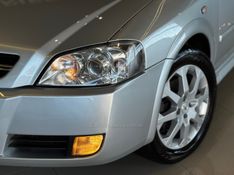 CHEVROLET ASTRA 2.0 MPFI ADVANTAGE 8V 2009/2010 GRIFFCAR MULTIMARCAS DOIS IRMÃOS / Carros no Vale