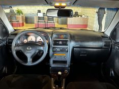 CHEVROLET ASTRA 2.0 MPFI ADVANTAGE 8V 2009/2010 GRIFFCAR MULTIMARCAS DOIS IRMÃOS / Carros no Vale