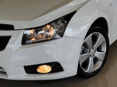 CHEVROLET CRUZE 1.8 LT 16V 2013/2013 GRIFFCAR MULTIMARCAS DOIS IRMÃOS / Carros no Vale