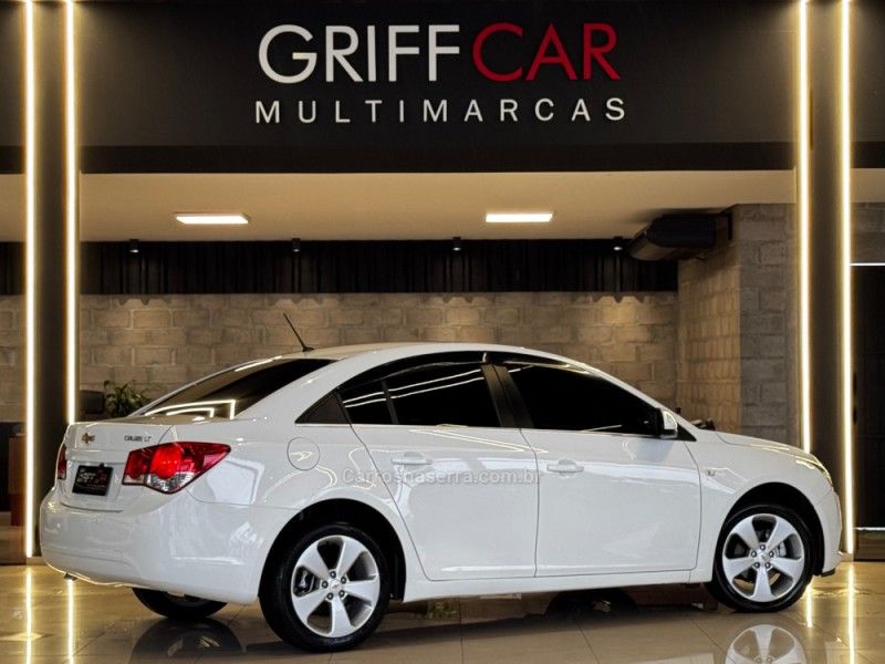 CHEVROLET CRUZE 1.8 LT 16V 2012/2012 GRIFFCAR MULTIMARCAS DOIS IRMÃOS / Carros no Vale CHEVROLET CRUZE 1.8 LT 16V 2012/2012 GRIFFCAR MULTIMARCAS DOIS IRMÃOS / Carros no Vale