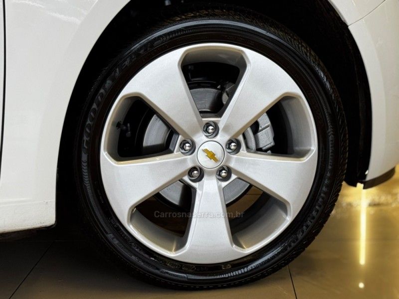 CHEVROLET CRUZE 1.8 LT 16V 2013/2013 GRIFFCAR MULTIMARCAS DOIS IRMÃOS / Carros no Vale CHEVROLET CRUZE 1.8 LT 16V 2013/2013 GRIFFCAR MULTIMARCAS DOIS IRMÃOS / Carros no Vale