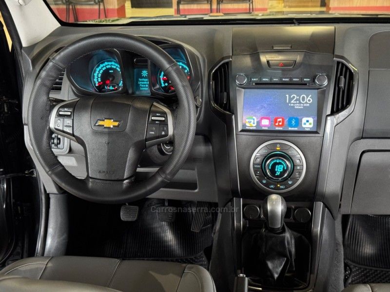 CHEVROLET S10 2.4 LTZ 4X2 CD 8V 2012/2013 GRIFFCAR MULTIMARCAS DOIS IRMÃOS / Carros no Vale CHEVROLET S10 2.4 LTZ 4X2 CD 8V 2012/2013 GRIFFCAR MULTIMARCAS DOIS IRMÃOS / Carros no Vale