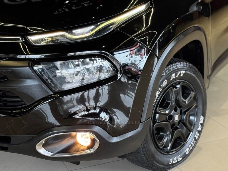 FIAT TORO 1.8 16V EVO FREEDOM 2017/2018 GRIFFCAR MULTIMARCAS DOIS IRMÃOS / Carros no Vale FIAT TORO 1.8 16V EVO FREEDOM 2017/2018 GRIFFCAR MULTIMARCAS DOIS IRMÃOS / Carros no Vale