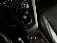 FORD FOCUS 1.6 SE 16V 2014/2015 GRIFFCAR MULTIMARCAS DOIS IRMÃOS / Carros no Vale