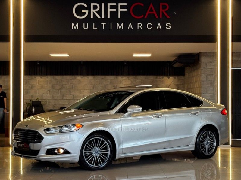 FORD FUSION 2.0 TITANIUM FWD 16V 2015/2016 GRIFFCAR MULTIMARCAS DOIS IRMÃOS / Carros no Vale FORD FUSION 2.0 TITANIUM FWD 16V 2015/2016 GRIFFCAR MULTIMARCAS DOIS IRMÃOS / Carros no Vale