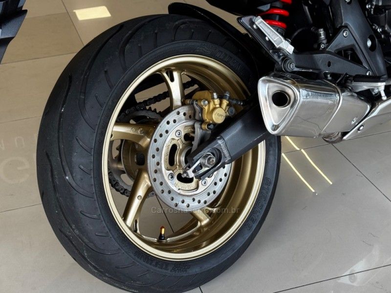 Honda Motos CBR 600F ABS 2013/2013 GRIFFCAR MULTIMARCAS DOIS IRMÃOS / Carros no Vale Honda Motos CBR 600F ABS 2013/2013 GRIFFCAR MULTIMARCAS DOIS IRMÃOS / Carros no Vale