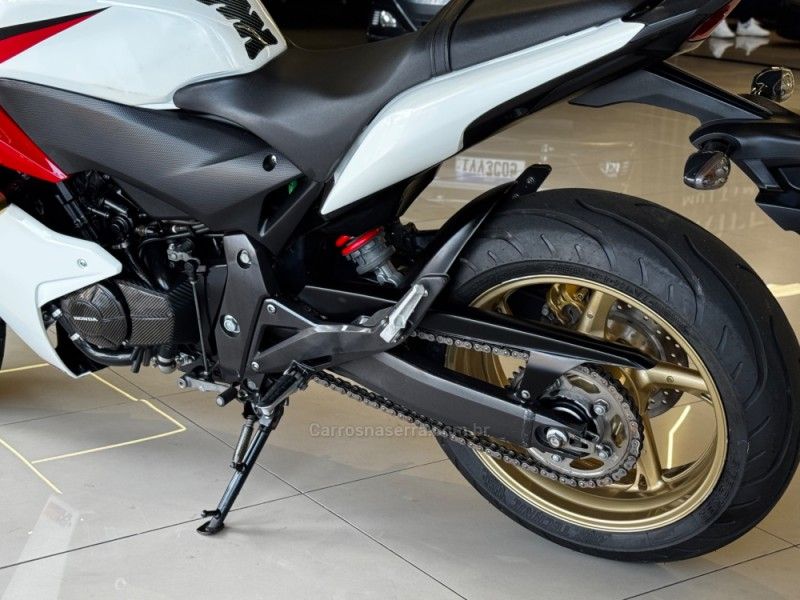 Honda Motos CBR 600F ABS 2013/2013 GRIFFCAR MULTIMARCAS DOIS IRMÃOS / Carros no Vale Honda Motos CBR 600F ABS 2013/2013 GRIFFCAR MULTIMARCAS DOIS IRMÃOS / Carros no Vale