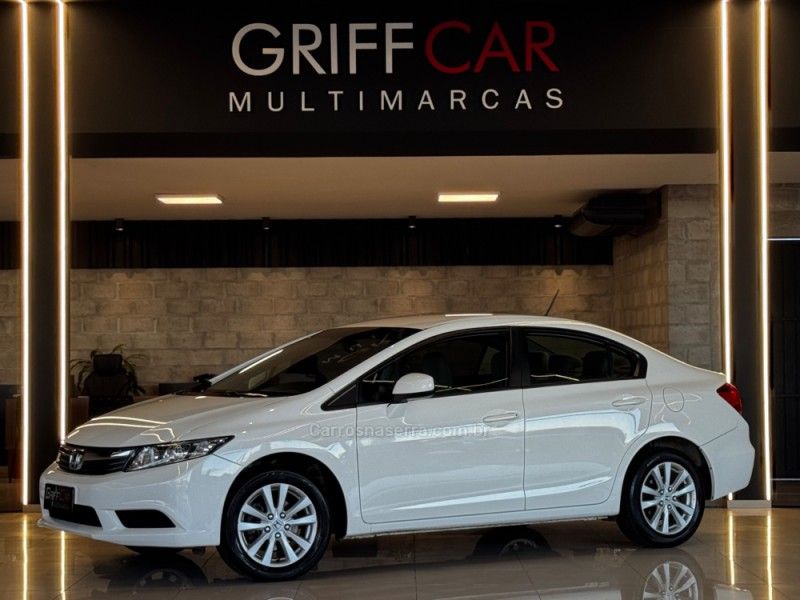 HONDA CIVIC 1.8 LXS 16V 2014/2015 GRIFFCAR MULTIMARCAS DOIS IRMÃOS / Carros no Vale HONDA CIVIC 1.8 LXS 16V 2014/2015 GRIFFCAR MULTIMARCAS DOIS IRMÃOS / Carros no Vale