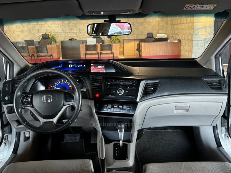 HONDA CIVIC 1.8 LXS 16V 2014/2015 GRIFFCAR MULTIMARCAS DOIS IRMÃOS / Carros no Vale HONDA CIVIC 1.8 LXS 16V 2014/2015 GRIFFCAR MULTIMARCAS DOIS IRMÃOS / Carros no Vale