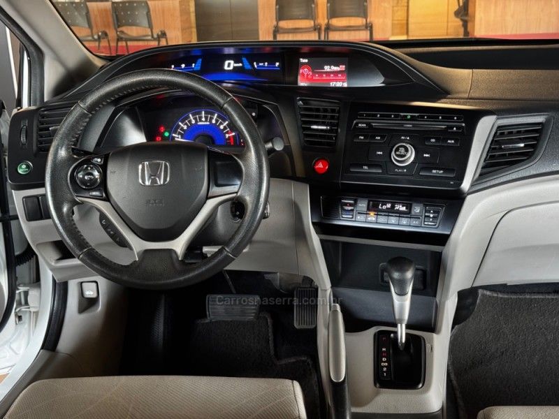 HONDA CIVIC 1.8 LXS 16V 2014/2015 GRIFFCAR MULTIMARCAS DOIS IRMÃOS / Carros no Vale HONDA CIVIC 1.8 LXS 16V 2014/2015 GRIFFCAR MULTIMARCAS DOIS IRMÃOS / Carros no Vale