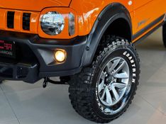 SUZUKI JIMNY 1.3 4SPORT 4X4 16V 2018/2019 GRIFFCAR MULTIMARCAS DOIS IRMÃOS / Carros no Vale